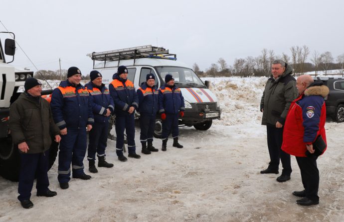 Глава администрации Тулы Илья Беспалов провел выездное совещание в деревнях Гнездино и Бушово, которые могут оказаться в зоне паводка. 