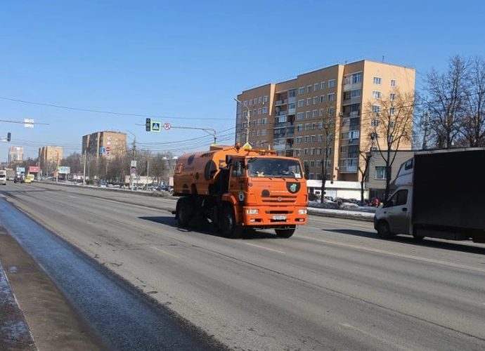 Тульские коммунальщики работают круглосуточно