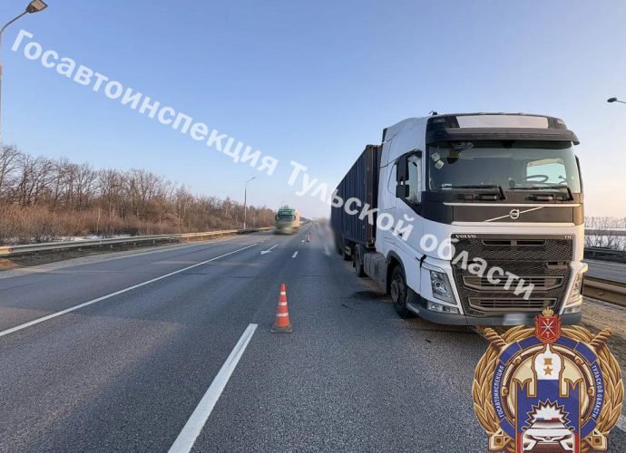 19 марта в 16:13 на 330-м километре автодороги М-4 «Дон» в городском округе Ефремов произошло ДТП.