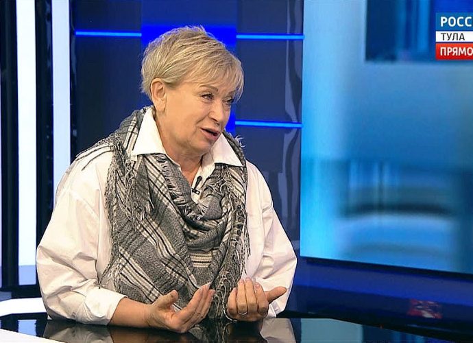 Руководитель ансамбля «Услада» Марина Федосеева сравнила блюз и фолк