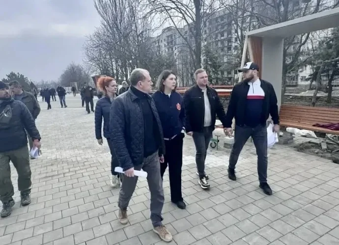 Сквер Победы в Мариуполе: тульские специалисты оценили ход благоустройства