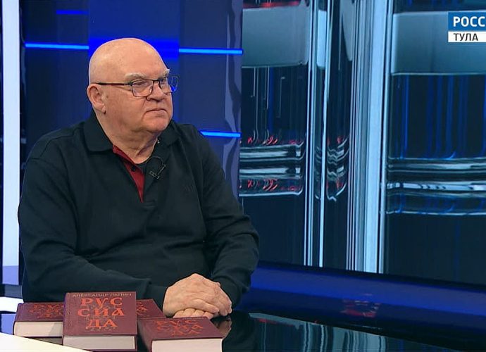 Писатель Александр Лапин о саге «Руссиада», трансформации поколений и читателе