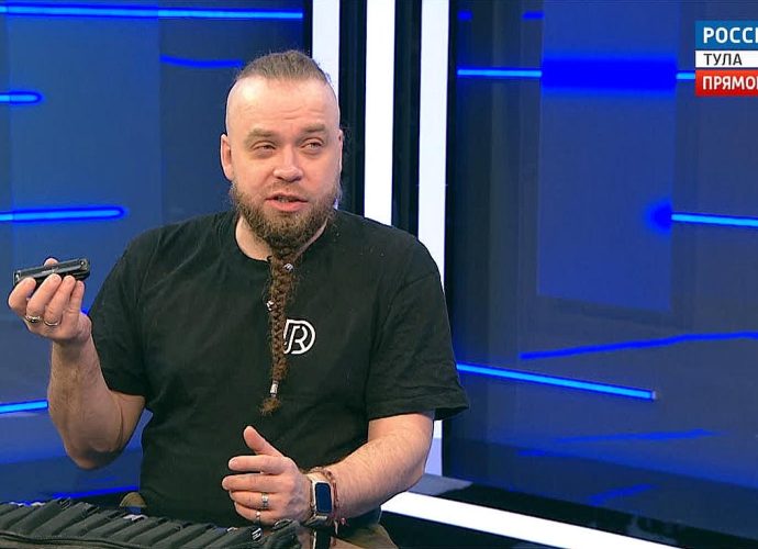 Борис Плотников: Мне важно, чтобы губная гармоника могла прозвучать хоть в металле, хоть в рэпе, хоть в классике