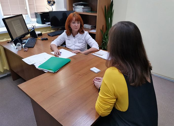 24 марта отмечается Международный день борьбы с депрессией. Цель этой даты — привлечь внимание к вопросам психического здоровья, развеять мифы и напомнить, что забота о себе не менее важна, чем лечение физических недугов.