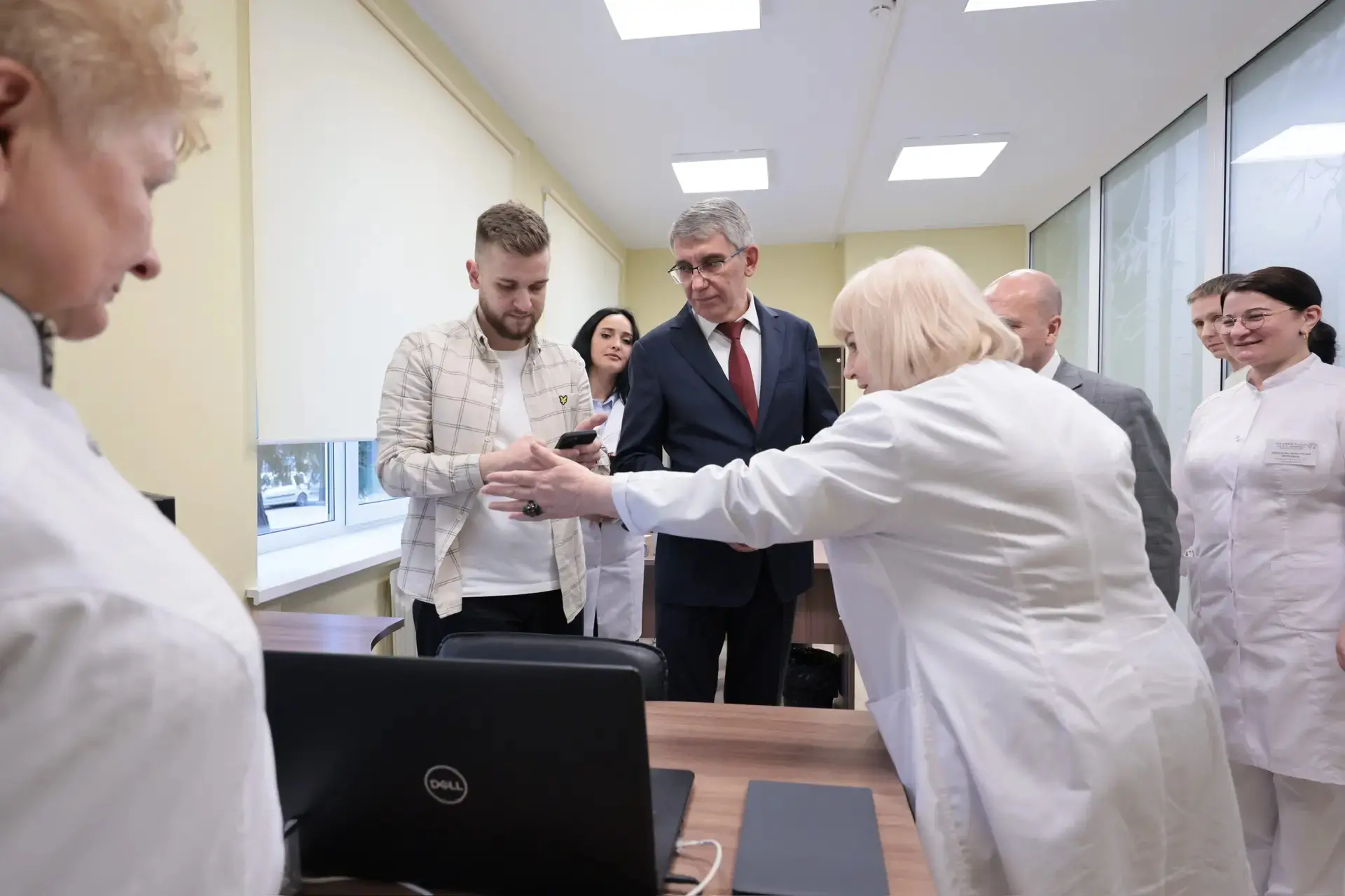 Губернатор проверил работу медучреждений в Дубенском районе