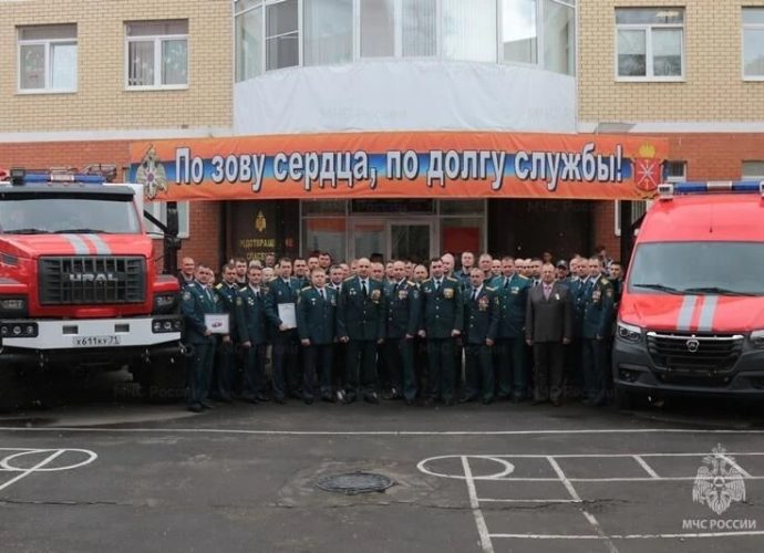 В актовом зале Главного управления МЧС России по Тульской области прошло торжественное мероприятие, посвященное Дню пожарной охраны. 