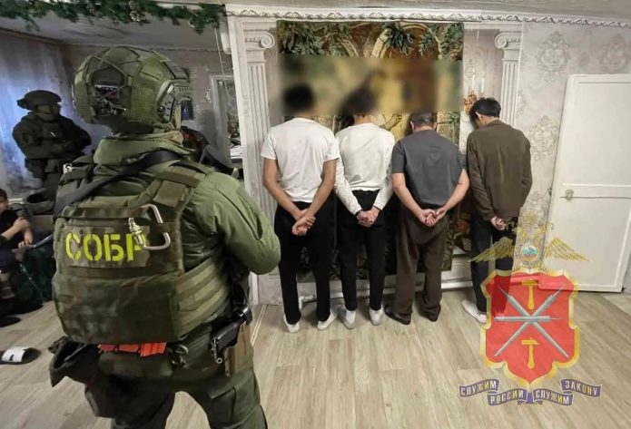 В Донском во время рейда силовиков 8 человек отправили в военкомат