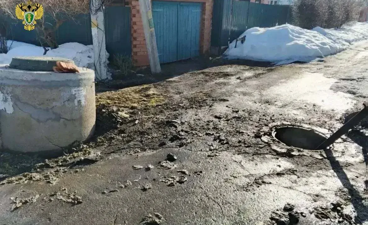 В Плавске прокуратура заставила водоканал починить канализацию после жалоб жителей Прокуратура Плавского района провела проверку после публикаций в средствах массовой информации о проблемах с водоотведением в Плавске.
