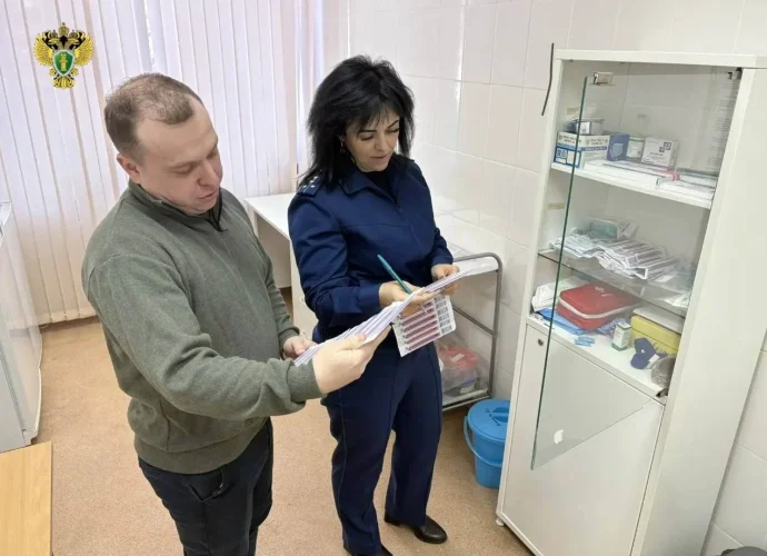 В 14 тульских школах не было жизненно важных медицинских изделий