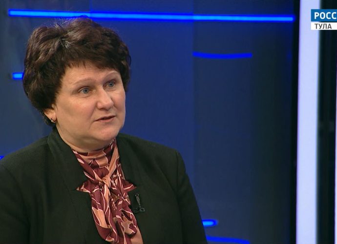 Я верю в любовь с первого взгляда: министр соцзащиты Татьяна Абросимова - о семейном счастье