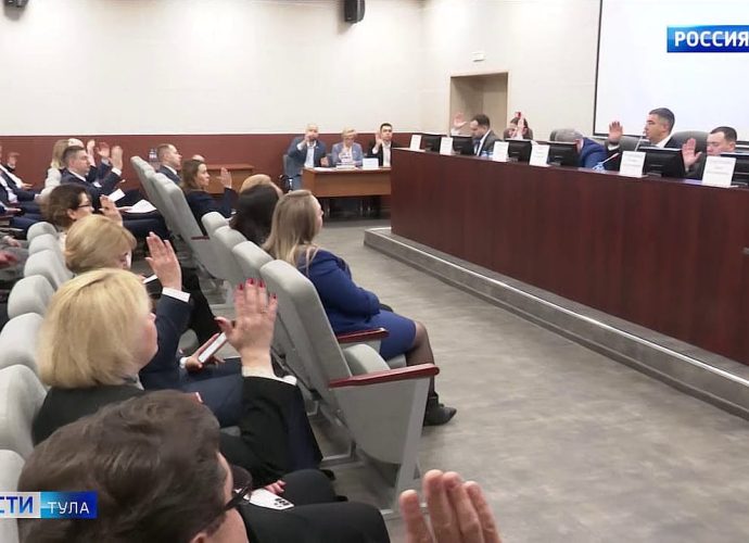 Депутаты Гордумы Тулы присвоили имя космонавта Валерия Полякова Центру образования №27