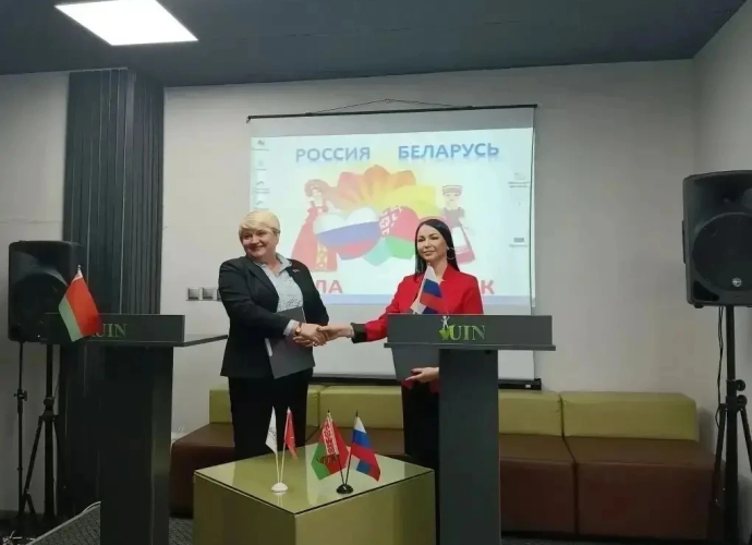 На взрывном концерте определили финалистов фестиваля «МолоТняК»