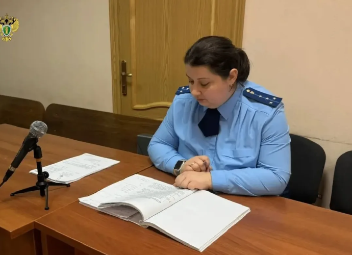 Состоялся суд над иностранцем, который чуть не зарезал мужчину в Ленинском районе