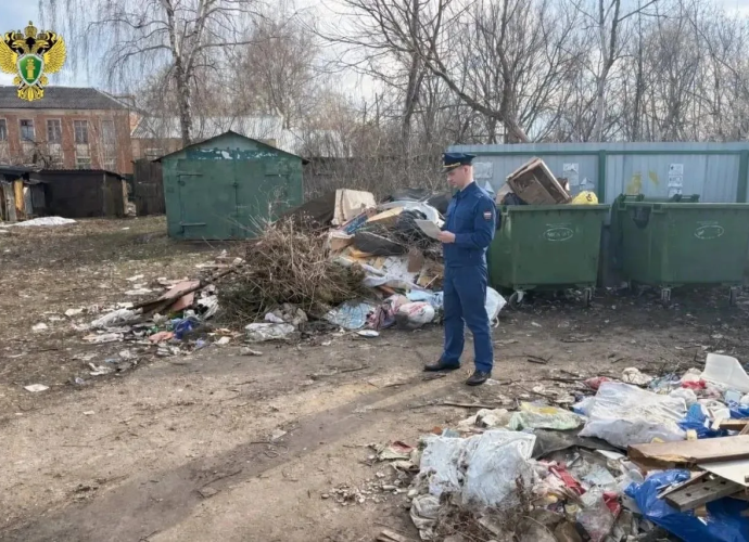 Прокуратура заставила администрацию Донского убрать стихийные свалки в двух микрорайонах