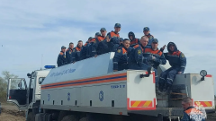 Тульские спасатели продолжают помогать Дагестану справляться с последствиями паводка