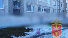 Переводчик из Новомосковска писал на улицах города оскорбления в адрес девушки