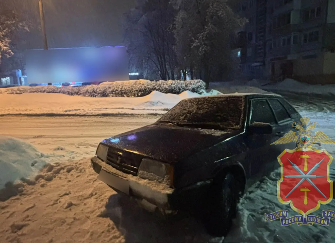 В Узловой 17-летний подросток стрелял по автомобилю из пневматического пистолета