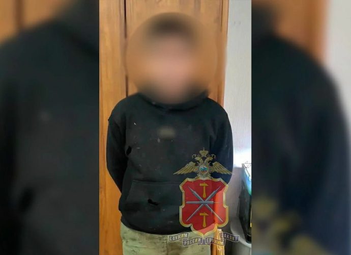 В Туле сварщик из Средней Азии переодевался в женскую одежду и выкладывал фото в соцсеть