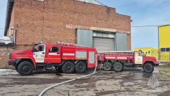 Пожарные ликвидировали открытое горение на складе в Щёкино