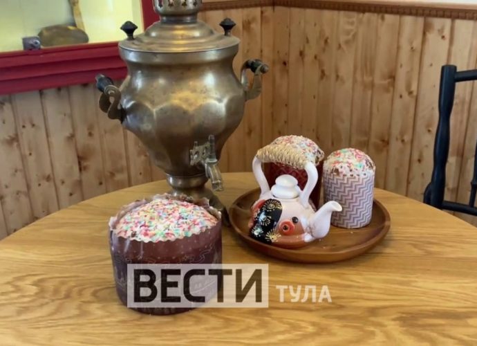  В «Пекарне Федяшево» к Пасхе начали выпекать куличи по старинному рецепту, который когда‑то хранился в семье Пушкиных.