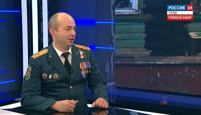 Страх присутствует, но навыки побеждают: интервью с Дмитрием Твировым о работе пожарных