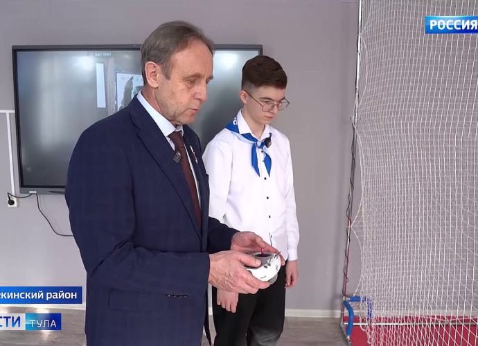 Школьники отправили космонавта Сергея Залётина в новый полёт