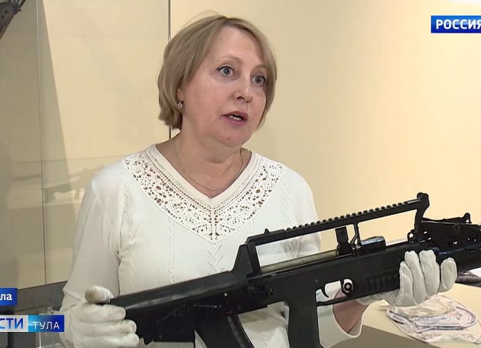 В Туле выставку посвятили трём стихиям оружия