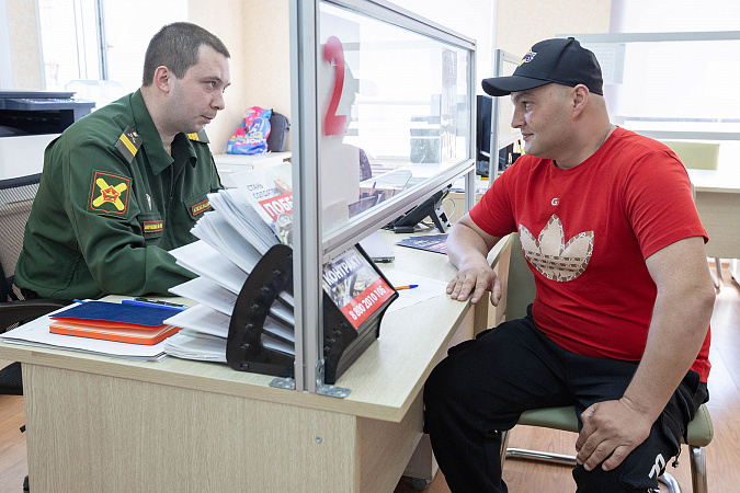Дмитрий Миляев до 2,1 млн рублей увеличил региональную выплату для военнослужащих, пополняющих войска беспилотных систем РФ