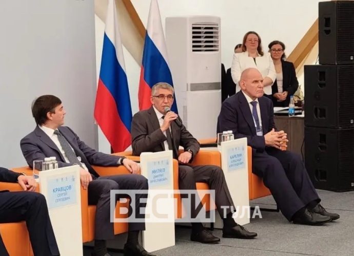 Всероссийский съезд учителей физкультуры стартовал 19 мая в парк-отеле «Шахтёр» в Тульской области. Глава региона Дмитрий Миляев обратился к собравшимся учителям физкультуры.