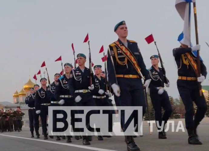 5 мая в Туле на площади Ленина состоялась первая репетиция парада, посвящённого 81-й годовщине Победы.