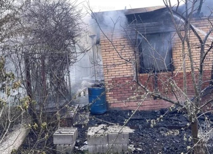 15 мая тульские спасатели ликвидировали три техногенных пожара на территории региона.
