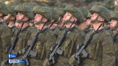 В едином строю: на площади Ленина прошла репетиция парада Победы