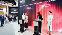 Министерство туризма Тульской области будет развивать креативные индустрии совместно с Агентством креативных индустрий Министерство туризма Тульской области будет развивать креативные индустрии совместно с Агентством креативных индустрий
