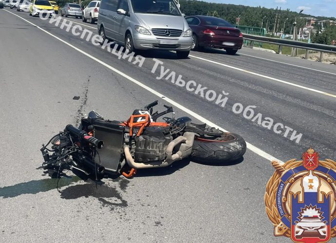 Два мотоциклиста пострадали в ДТП в Узловском и Щекинском районах