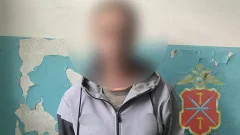 В Алексине женщина после застолья отобрала у гостьи телефон и паспорт В Алексине женщина после застолья отобрала у гостьи телефон и паспорт