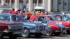 День России: фестиваль «Автострада» объединил более 1000 участников Фестиваль «Автострада» объединил более 1000 участников