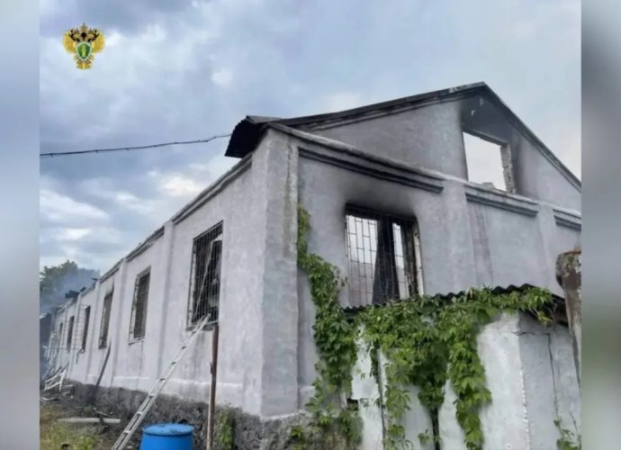 Прокуратура Привокзального района Тулы следит за установлением всех обстоятельств и причин пожара, унёсшего жизни людей.