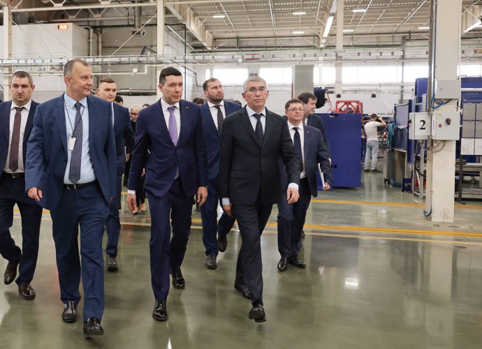 Министр промышленности РФ посетил ОЭЗ «Узловая» и тульские предприятия