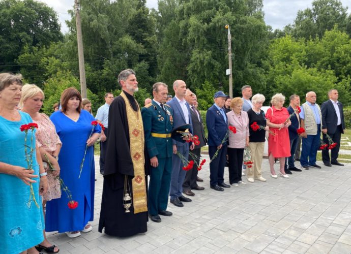 В Туле прошли памятные мероприятия в День памяти и скорби