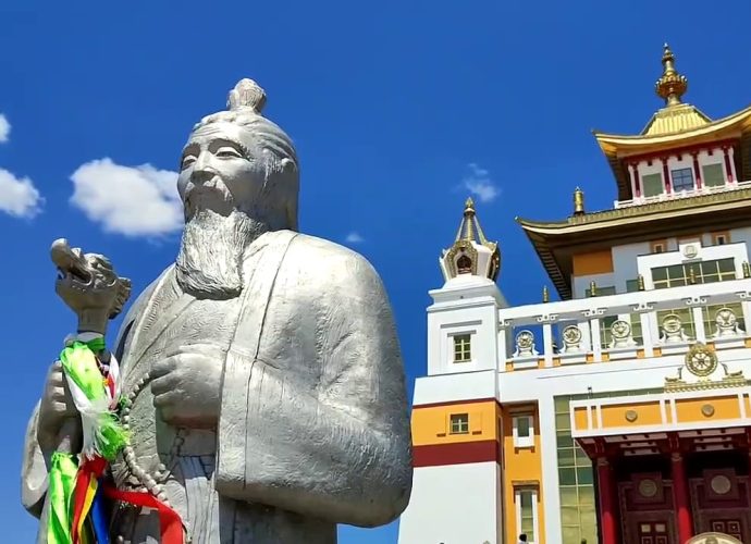 Начался визит Тульской делегации в Калмыкию