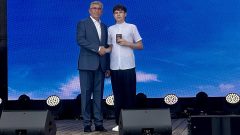 День России: юным тулякам вручили паспорта в торжественной обстановке Вручение паспорта