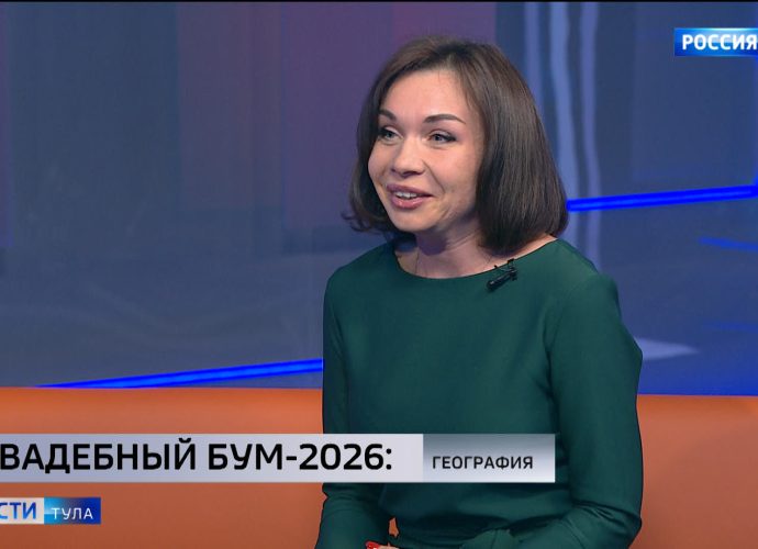 Сотни туляков пришли к Вечному огню в предрассветный час
