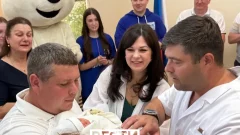 В Тульском перинатальном центре выписали тройню, семье вручили жилищный сертификат В Тульском перинатальном центре выписали тройню, семье вручили жилищный сертификат