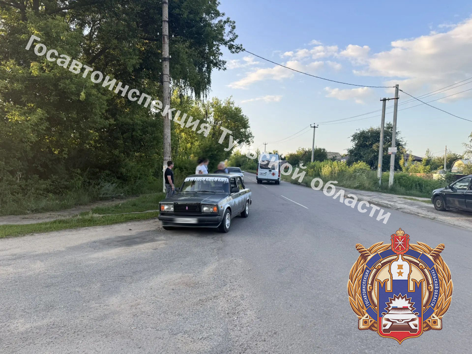 В Донском водитель легковушки сбил 15-летнюю девочку В Донском водитель легковушки сбил 15-летнюю девочку