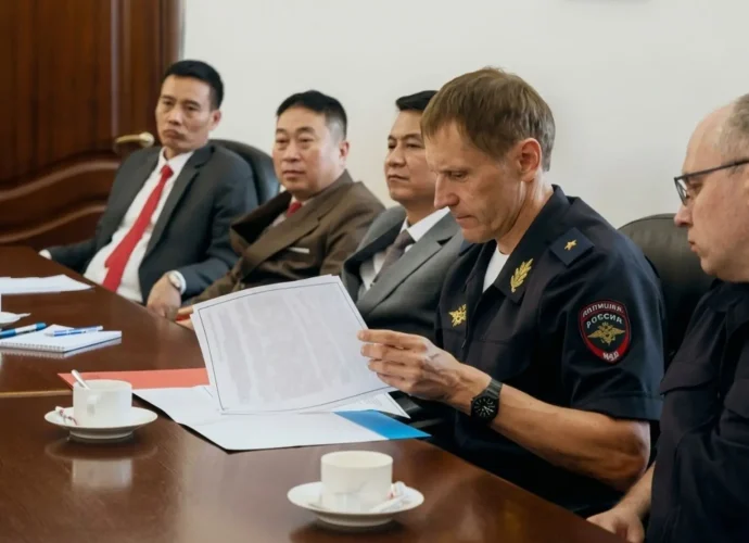 Тульские полицейские приняли вьетнамскую делегацию и договорились об обмене опытом