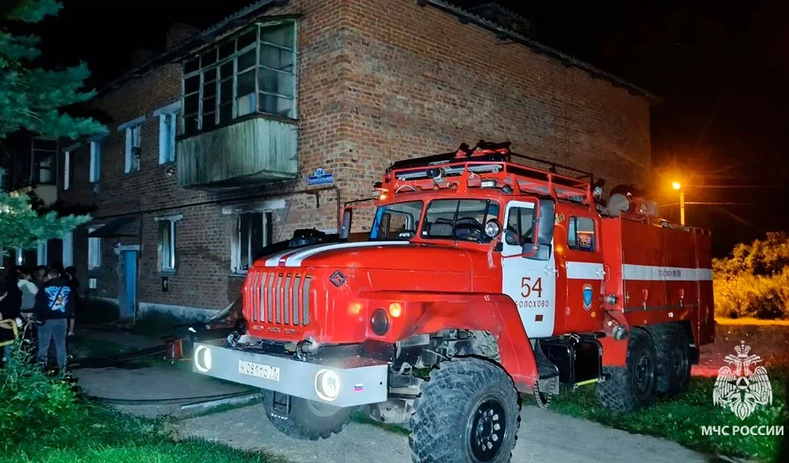 На ночном пожаре в Болохово погиб мужчина