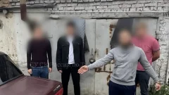 В Новомосковске двое мужчин похитили местного жителя В Новомосковске двое мужчин похитили местного жителя