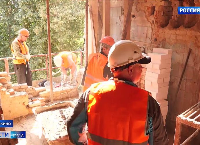 В Щёкино рабочие за месяц восстановят дом, пострадавший от атаки БПЛА