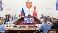 Губернатор Дмитрий Миляев поручил усилить меры безопасности в дни выборов Губернатор Дмитрий Миляев поручил усилить меры безопасности в дни выборов