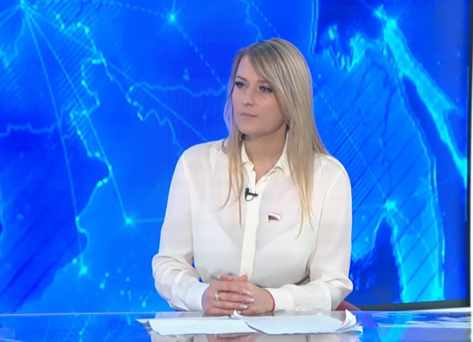 «Не повод для преследования»: омбудсмен Лантратова - о скандале с детскими рисунками в Болохово